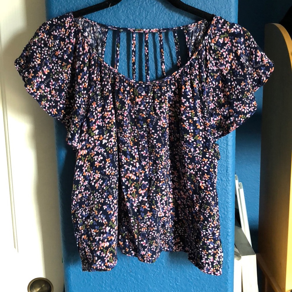 Juniors Blue Floral Too